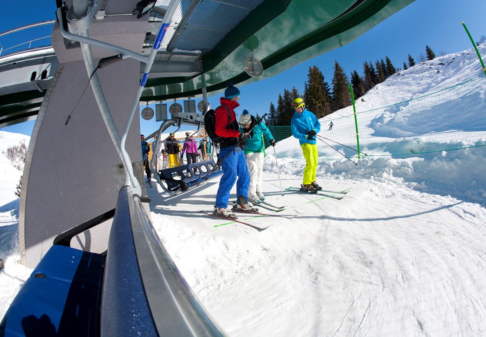 Skiing in Valmorel © (Scalpfoto)
